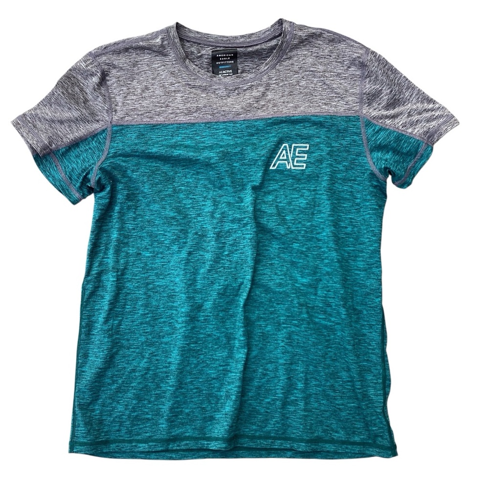 American Eagle AEActive T-Shirt Large